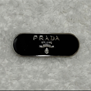 プラダ(PRADA)の新品未使用　プラダ　バレッタ　prada ヘアクリップ　ブラック　ノベルティ(バレッタ/ヘアクリップ)