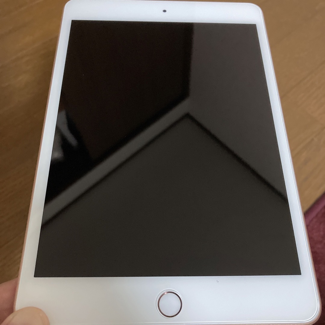 iPad mini 5 wi-fi 64GB ゴールド 1