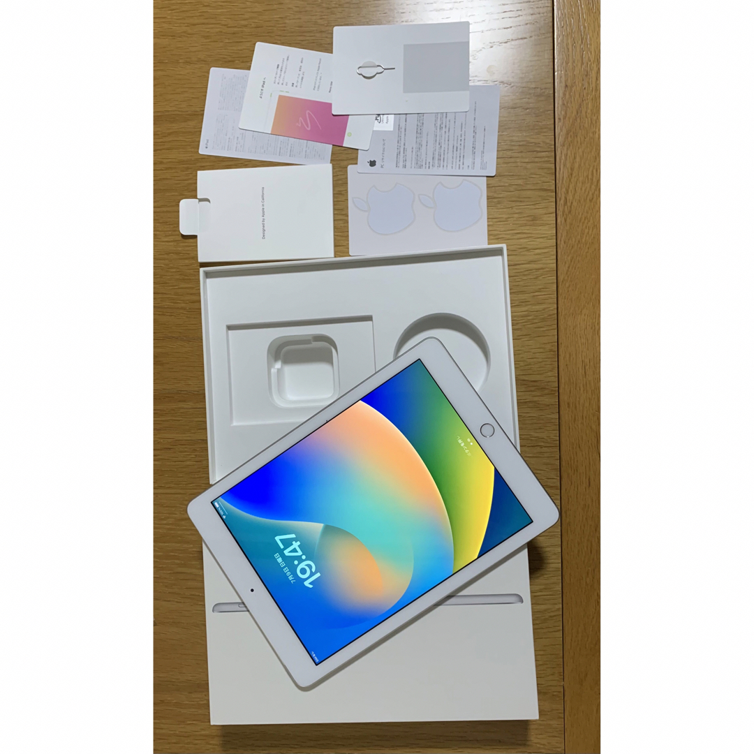 iPad 9.7インチ Wi-Fi+sim第6世代 128GB シルバー