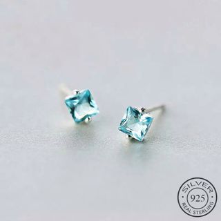 R340 ピアス　アクアマリン　小ぶり　シルバー　人気サイズ　アレルギー対応　青(ピアス)