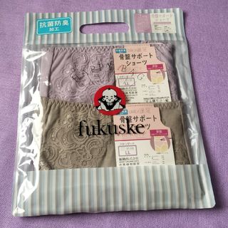 フクスケ(fukuske)の♥最終価格♥新品タグ付き♥福助 フクスケ  抗菌防臭加工  骨盤サポートショーツ(ショーツ)