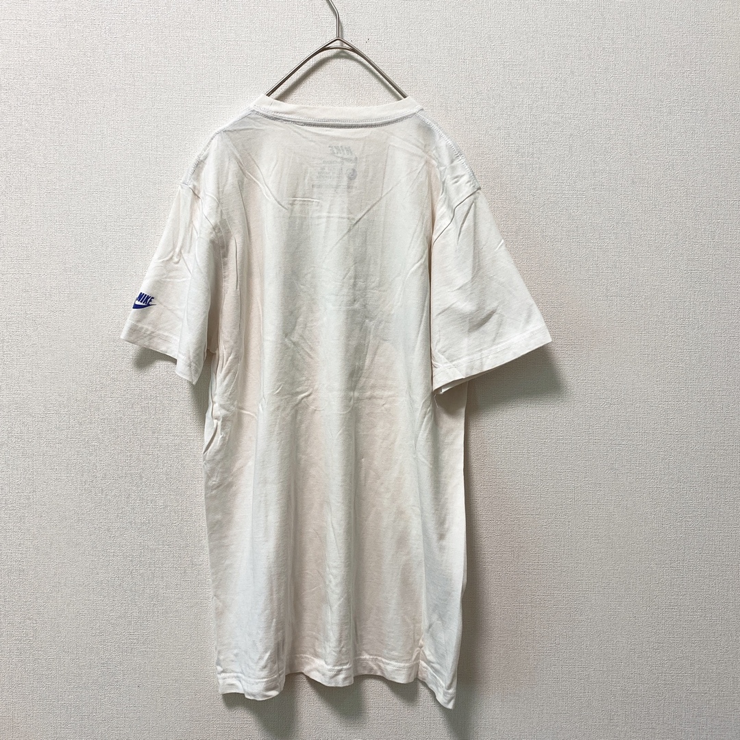 NIKE(ナイキ)のNIKE ナイキ　半袖Tシャツ　ビッグプリント　スウォッシュ　白色　男女兼用　S メンズのトップス(Tシャツ/カットソー(半袖/袖なし))の商品写真