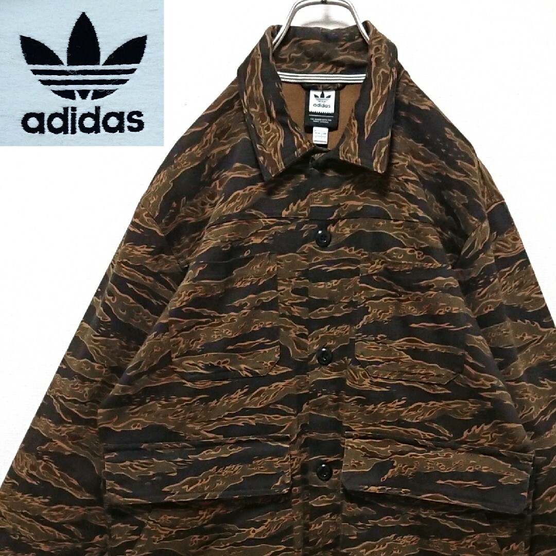 adidas(アディダス)の【匿名配送 送料無料】アディダス カモフラ 迷彩 柄 シャツ ジャケット メンズのジャケット/アウター(ブルゾン)の商品写真