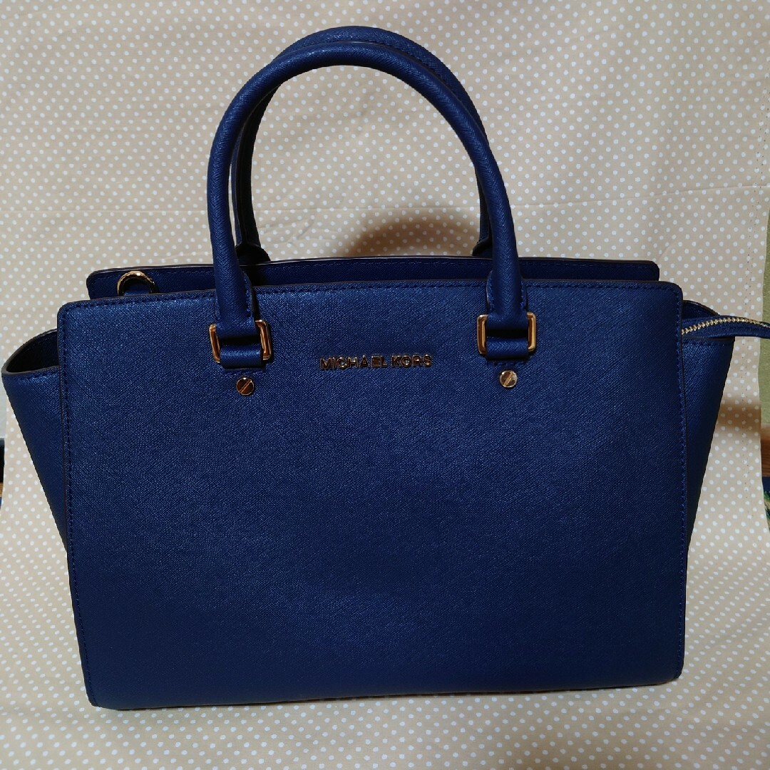 Michael Kors(マイケルコース)のMICHAEL MICHAEL KORS SELMA バッグ　ネイビー レディースのバッグ(ハンドバッグ)の商品写真