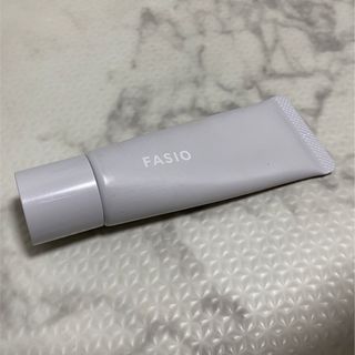 ファシオ(Fasio)のファシオ　エアリーステイマイルドUV 01 化粧下地(化粧下地)