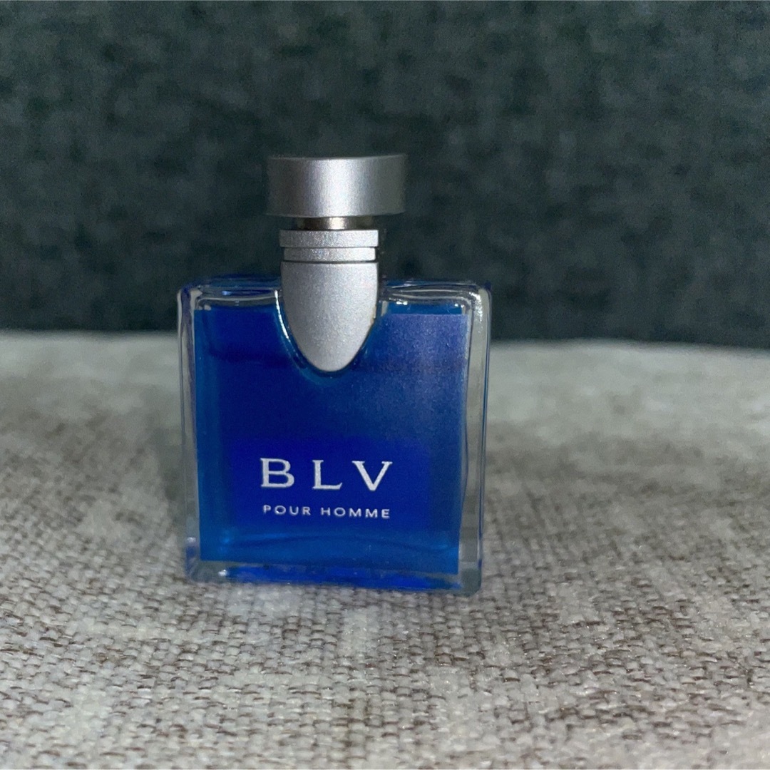 BVLGARI(ブルガリ)のブルガリ　ブループールオム5ml コスメ/美容の香水(香水(男性用))の商品写真