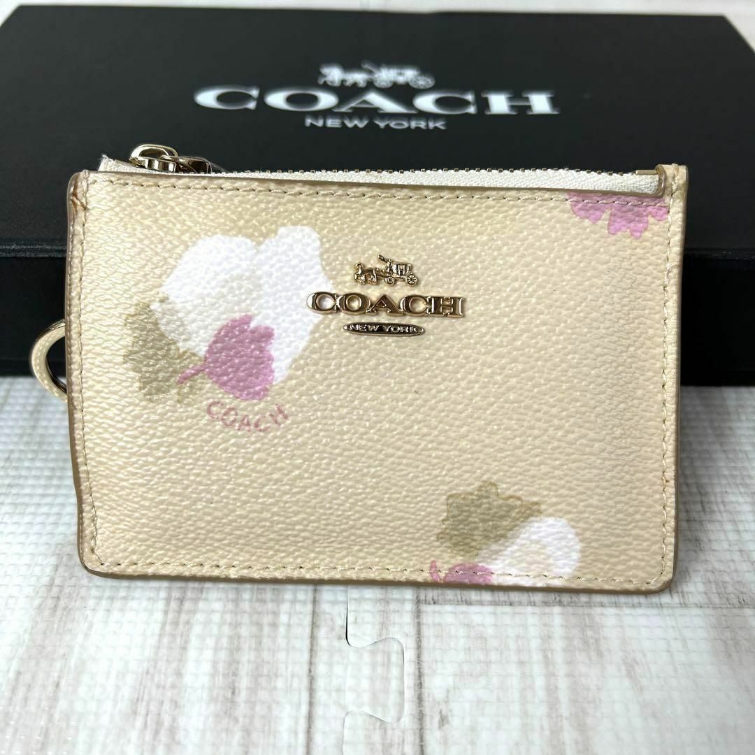 COACH コーチ☆カードケース☆コインケース☆パスケース☆白 | mdh.com.sa