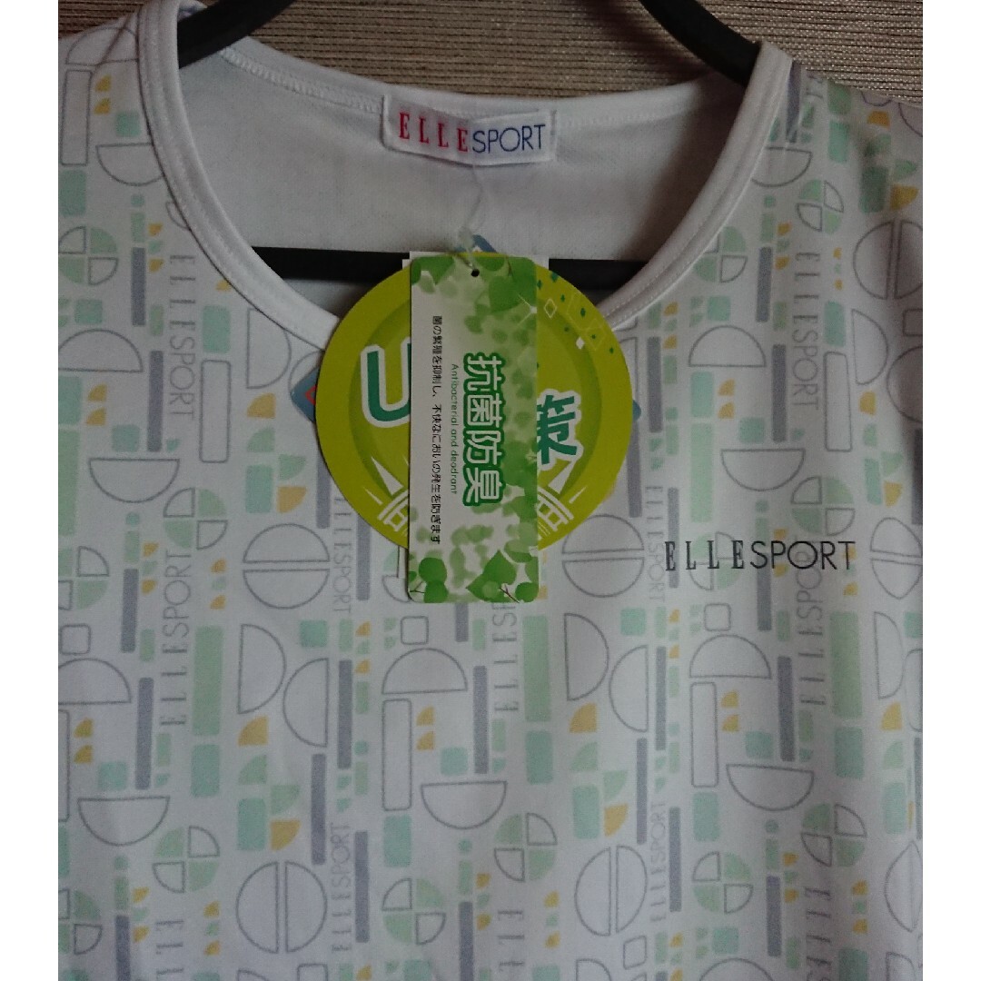 ELLE(エル)の新品　ELLE SPORTS  Mサイズ  UVカット　DRY 抗菌防臭Tシャツ レディースのトップス(Tシャツ(半袖/袖なし))の商品写真