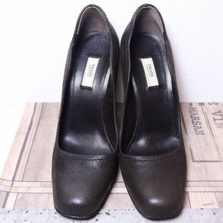 【極美品】PRADA プラダ 22 レザー シボ革 パンプス おしゃれ 黒