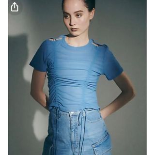 ルシェルブルー(LE CIEL BLEU)のShoulder Cut Out Drost Tee ルシェルブルー(カットソー(半袖/袖なし))