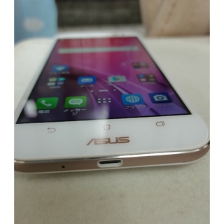 エイスース(ASUS)のASUS ZenFone ZoomASUS_Z00XS(スマートフォン本体)