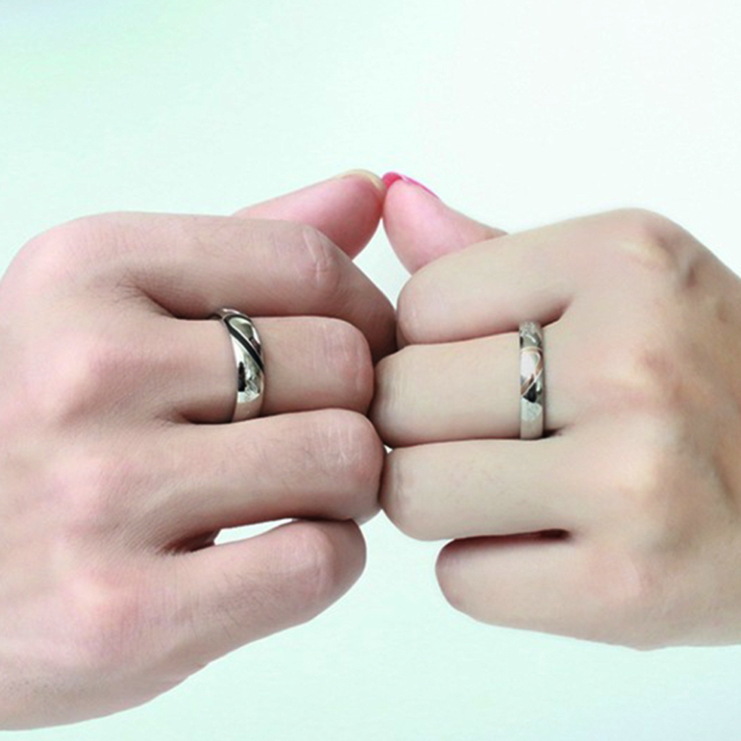 ハート　ペアリング 指輪 サージカルステンレス レディースのアクセサリー(リング(指輪))の商品写真