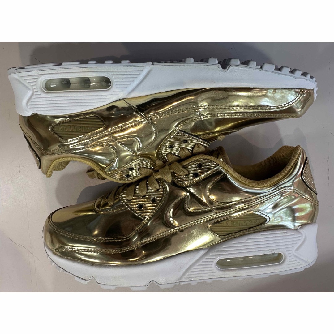 NIKE(ナイキ)のNIKE W AIR MAX 90 SP METALLIC GOLD 29センチ メンズの靴/シューズ(スニーカー)の商品写真