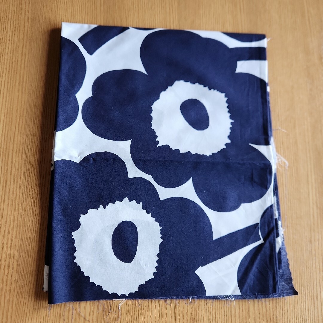 marimekko(マリメッコ)のマリメッコ　生地　marimekko ハンドメイドの素材/材料(生地/糸)の商品写真