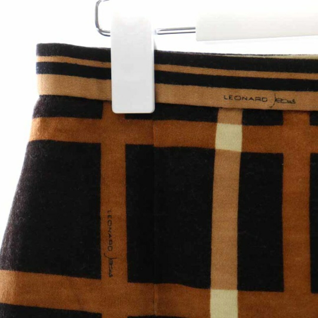 LEONARD(レオナール)のレオナール PARIS Jeans タイトスカート ひざ丈 チェック M 茶 黒 レディースのスカート(ひざ丈スカート)の商品写真