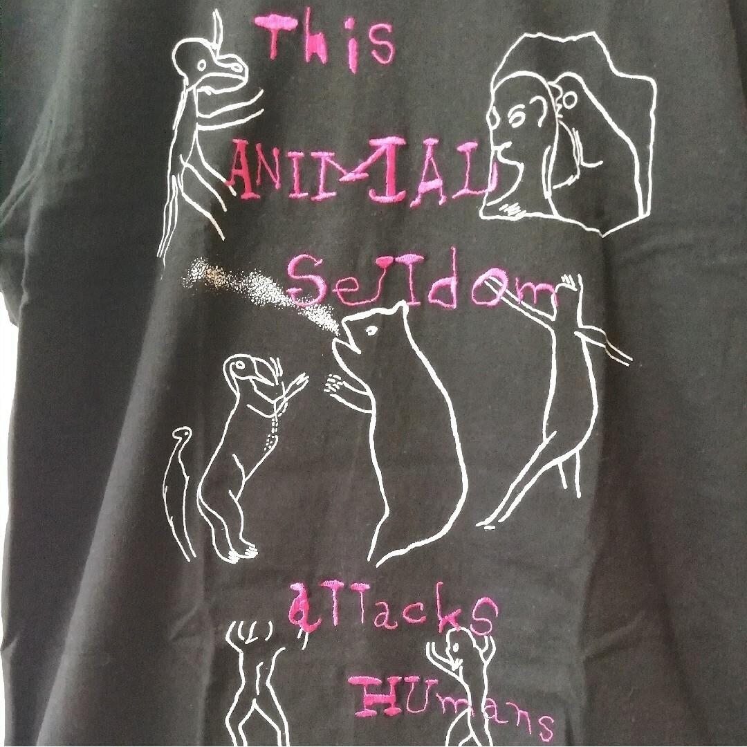 Design Tshirts Store graniph(グラニフ)の変わった柄のGraniphのTシャツ　SS ロックで奇抜 レディースのトップス(Tシャツ(半袖/袖なし))の商品写真