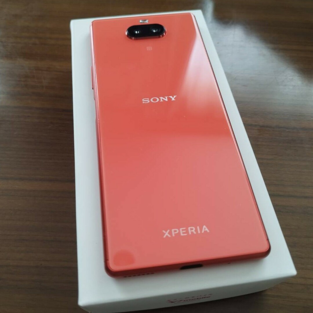 Xperia(エクスペリア)の美品 Xperia 8 902SO SIMフリー 電池性能80%以上 スマホ/家電/カメラのスマートフォン/携帯電話(スマートフォン本体)の商品写真