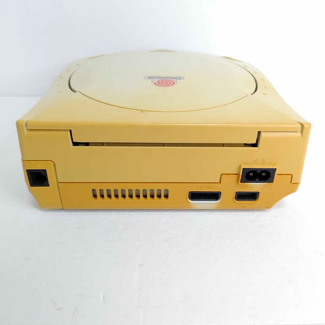 SEGA(セガ)のドリームキャスト　HKT-3000 一式セット　セガ　SEGA エンタメ/ホビーのゲームソフト/ゲーム機本体(家庭用ゲーム機本体)の商品写真