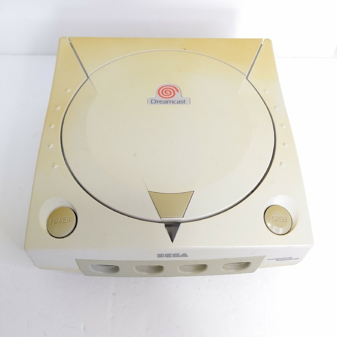 SEGA(セガ)のドリームキャスト　HKT-3000 一式セット　セガ　SEGA エンタメ/ホビーのゲームソフト/ゲーム機本体(家庭用ゲーム機本体)の商品写真