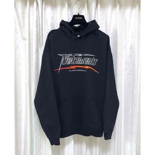 ヴェトモン(VETEMENTS)の【希少】VETEMENTS Hi-Speed パーカー(パーカー)