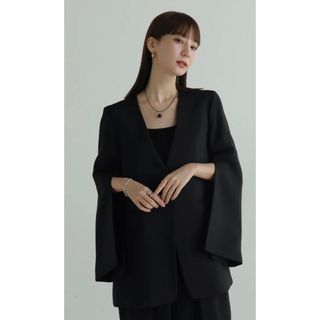 クラネ(CLANE)のlouren slit sleeve jacket(ノーカラージャケット)