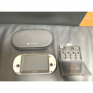プレイステーションヴィータ(PlayStation Vita)のPS Vita 箱あり 完品 とケースと64GBメモリカードセット(携帯用ゲーム機本体)