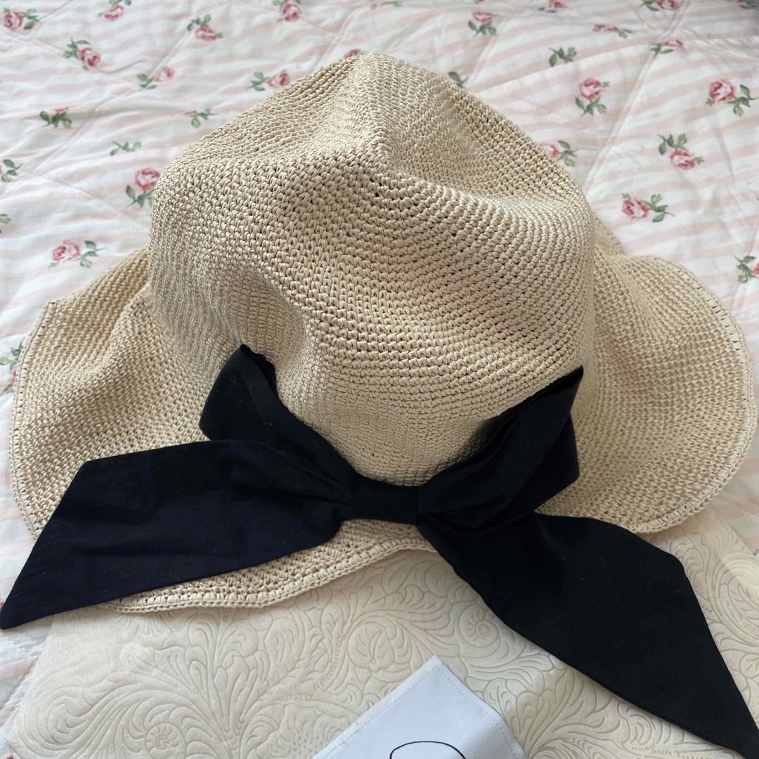 新品qung クン　帽子　レディース　保存袋付き レディースの帽子(麦わら帽子/ストローハット)の商品写真