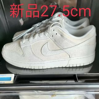 ナイキ(NIKE)の[新品]ナイキ　ダンク　ロー　ヴァスト　グレー(スニーカー)