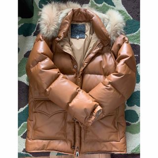 A BATHING APE(ダウンジャケット)のフリマアイテム一覧 A BATHING APE(ダウンジャケット)のフリマアイテム一覧