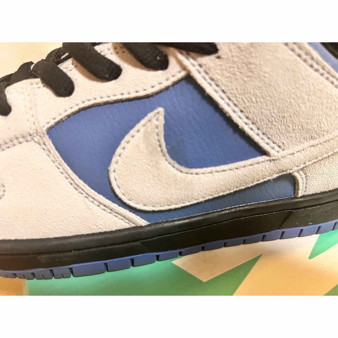 NIKE(ナイキ)のNIKE DUNK SB LOW PRO THUNDERSTORM 28.0cm メンズの靴/シューズ(スニーカー)の商品写真