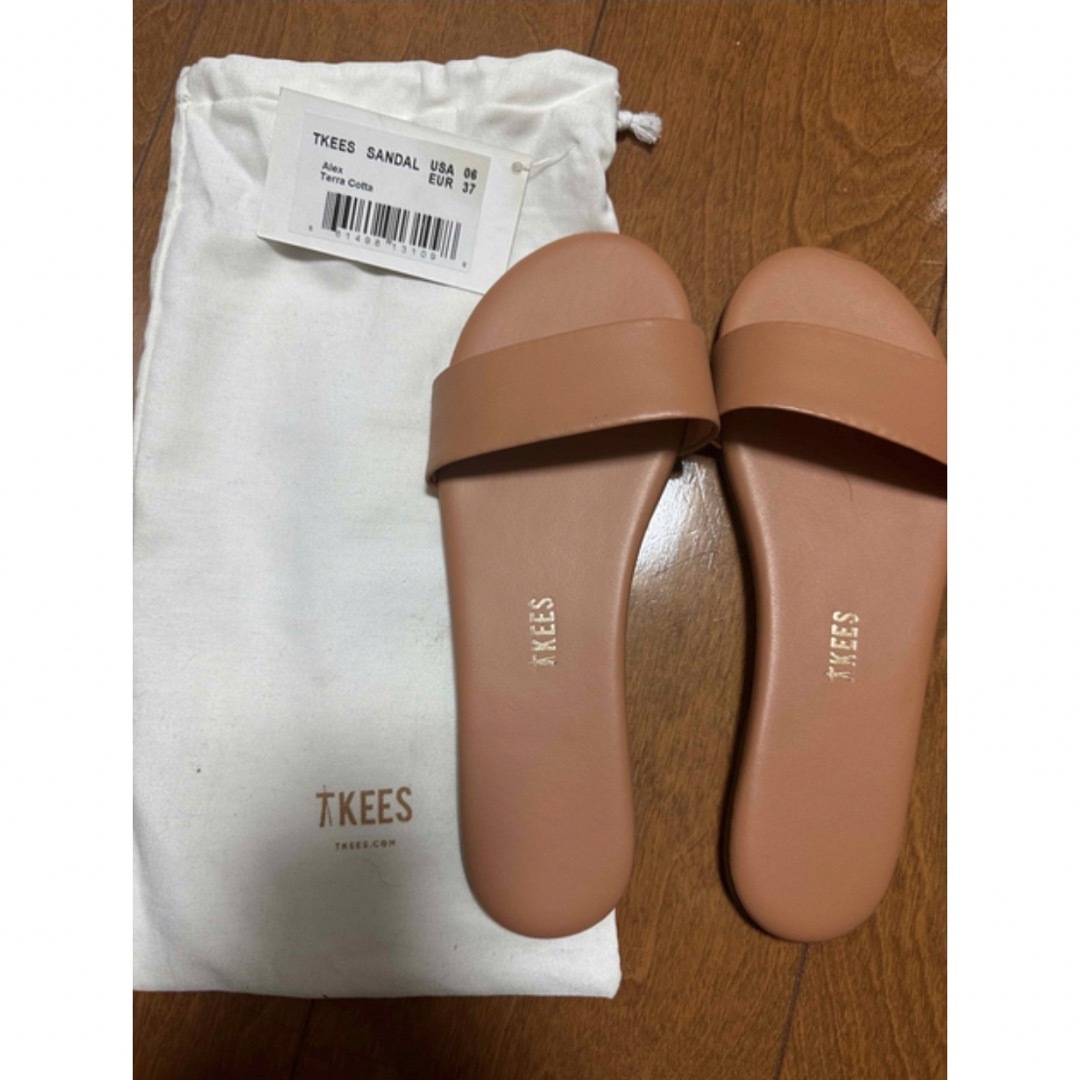 TKEES(ティキーズ)のTKEESサンダル レディースの靴/シューズ(サンダル)の商品写真