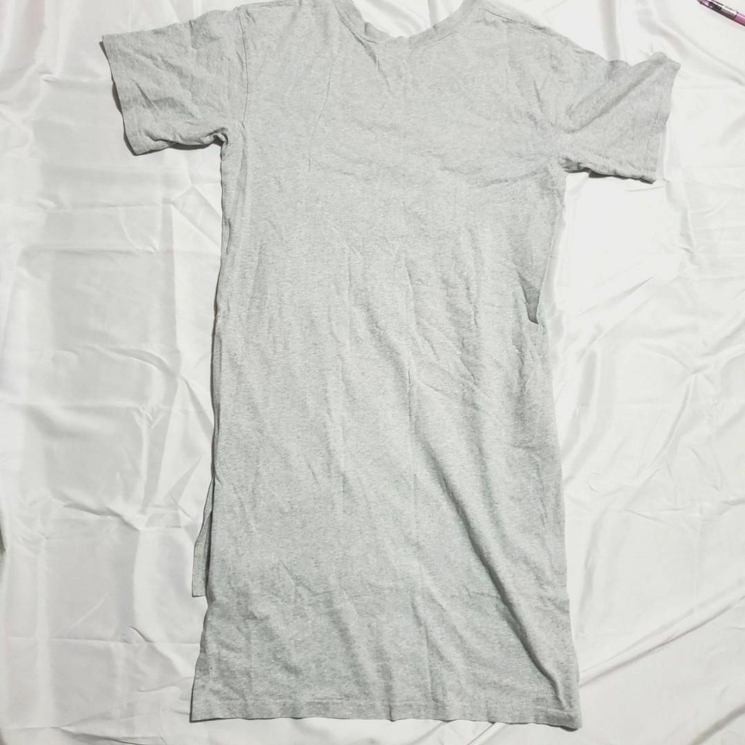 FILA(フィラ)のFILA ワンピース Tシャツ ロゴ グレー レディースのワンピース(ひざ丈ワンピース)の商品写真