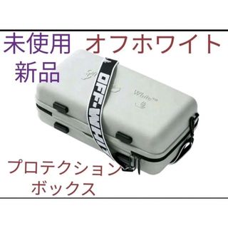 オフホワイト(OFF-WHITE)の新品 Off-White PROTECTION BOX   オフホワイト(ボディーバッグ)