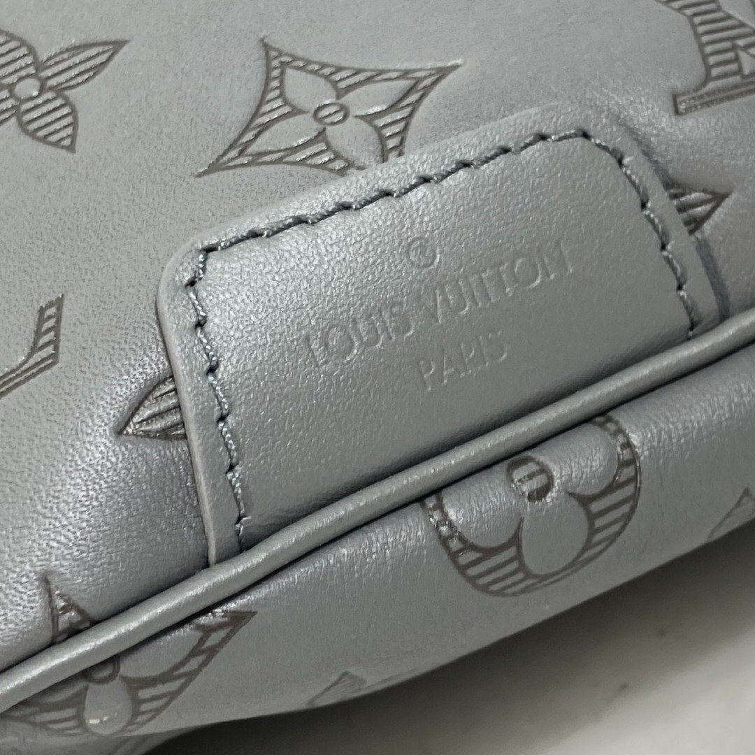 LOUIS VUITTON - ルイヴィトン LOUIS VUITTON ディスカバリー