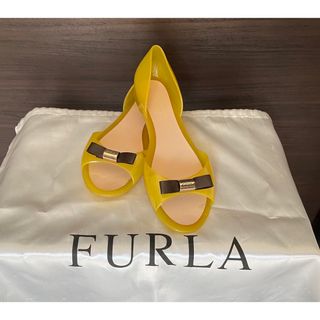 【FURLA】ラバーシューズ　黄色(サンダル)