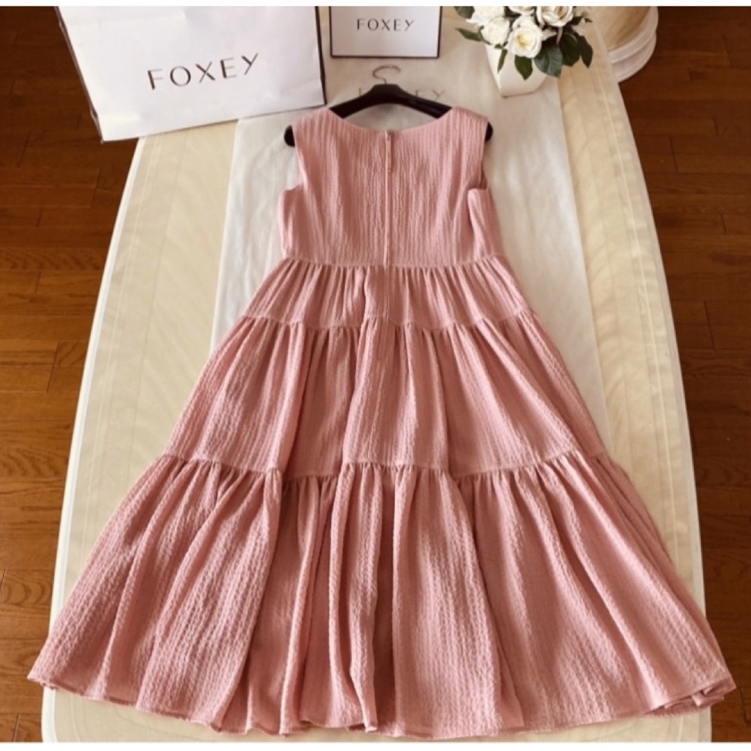 FOXEY(フォクシー)のフォクシー ワンピース DIANE DRESS 現行品 レディースのワンピース(ひざ丈ワンピース)の商品写真