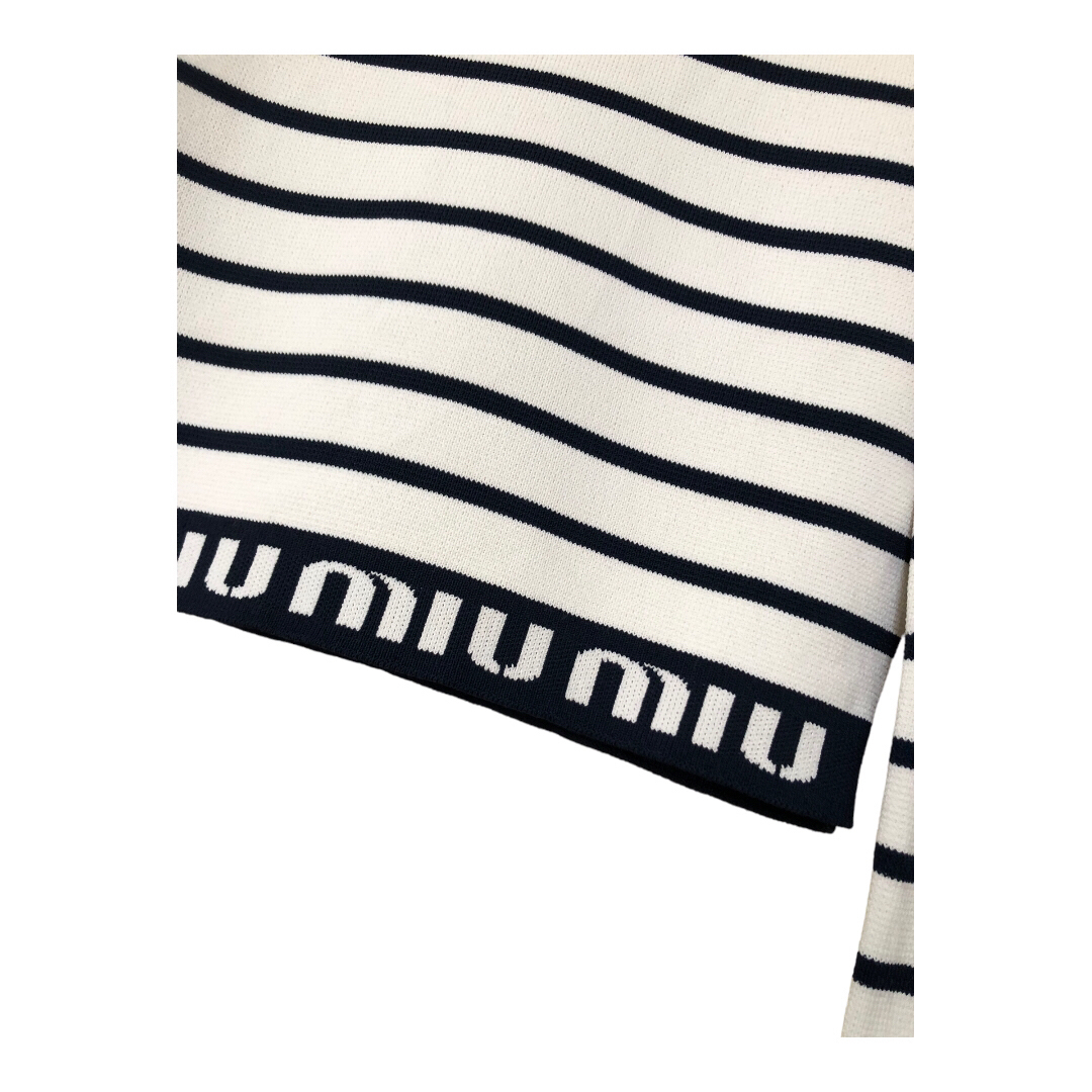 miumiu(ミュウミュウ)の❤️極美品❤️miumiu❤️ボーダートップス❤️クロップド丈◆長袖◆ロゴ レディースのトップス(ニット/セーター)の商品写真
