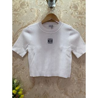 ロエベ トップス トップスの通販 500点以上 | LOEWEのレディースを買う