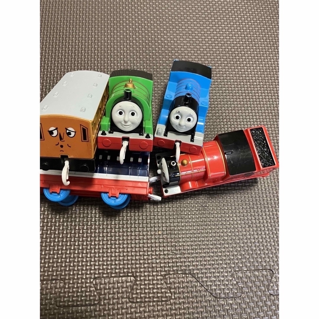 トーマス関連まとめ　19台 エンタメ/ホビーのおもちゃ/ぬいぐるみ(キャラクターグッズ)の商品写真