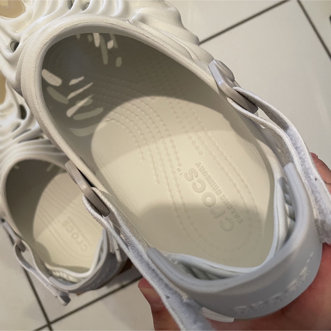 Salehe Bembury × Crocs ホワイト サンダル 27.0cm サンダル Salehe Bembury × Crocs ホワイト サンダル 27.0cm サンダル
