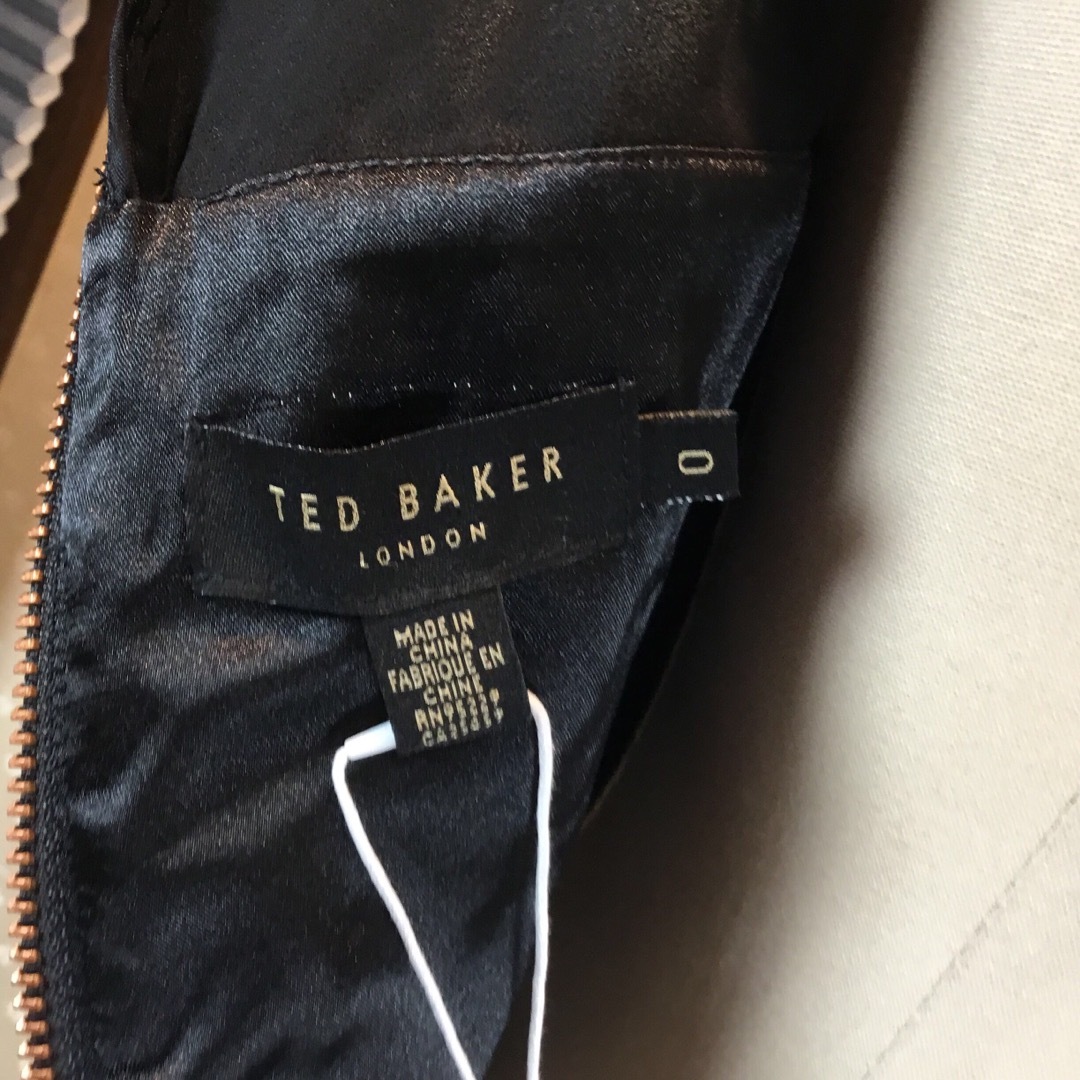 新品☆ TED BAKER  サイズ0  ブラック