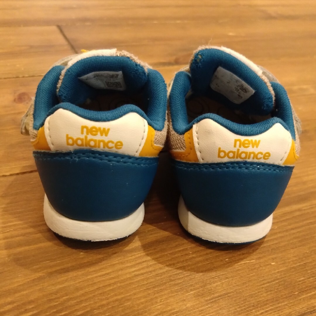 New Balance(ニューバランス)のnew balance　ニューバランス　ベビーシューズ　12.5 キッズ/ベビー/マタニティのベビー靴/シューズ(~14cm)(スニーカー)の商品写真