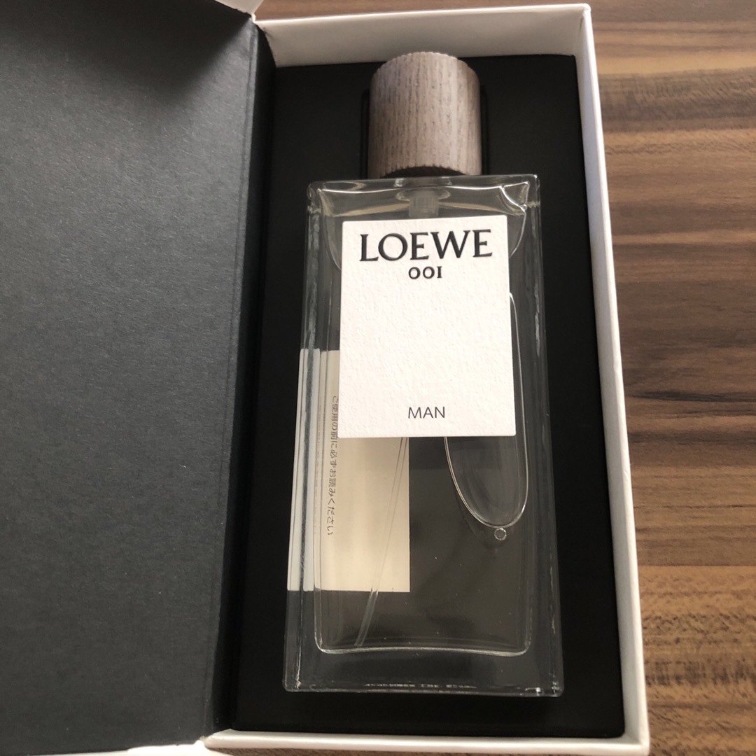 LOEWE(ロエベ)の新品未使用❤️ ロエベ　香水　001 MAN　100mL コスメ/美容の香水(香水(女性用))の商品写真