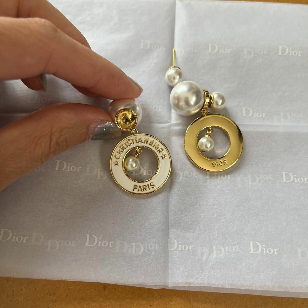 ★新品未使用★ Dior ディオール エレガント パールピアス