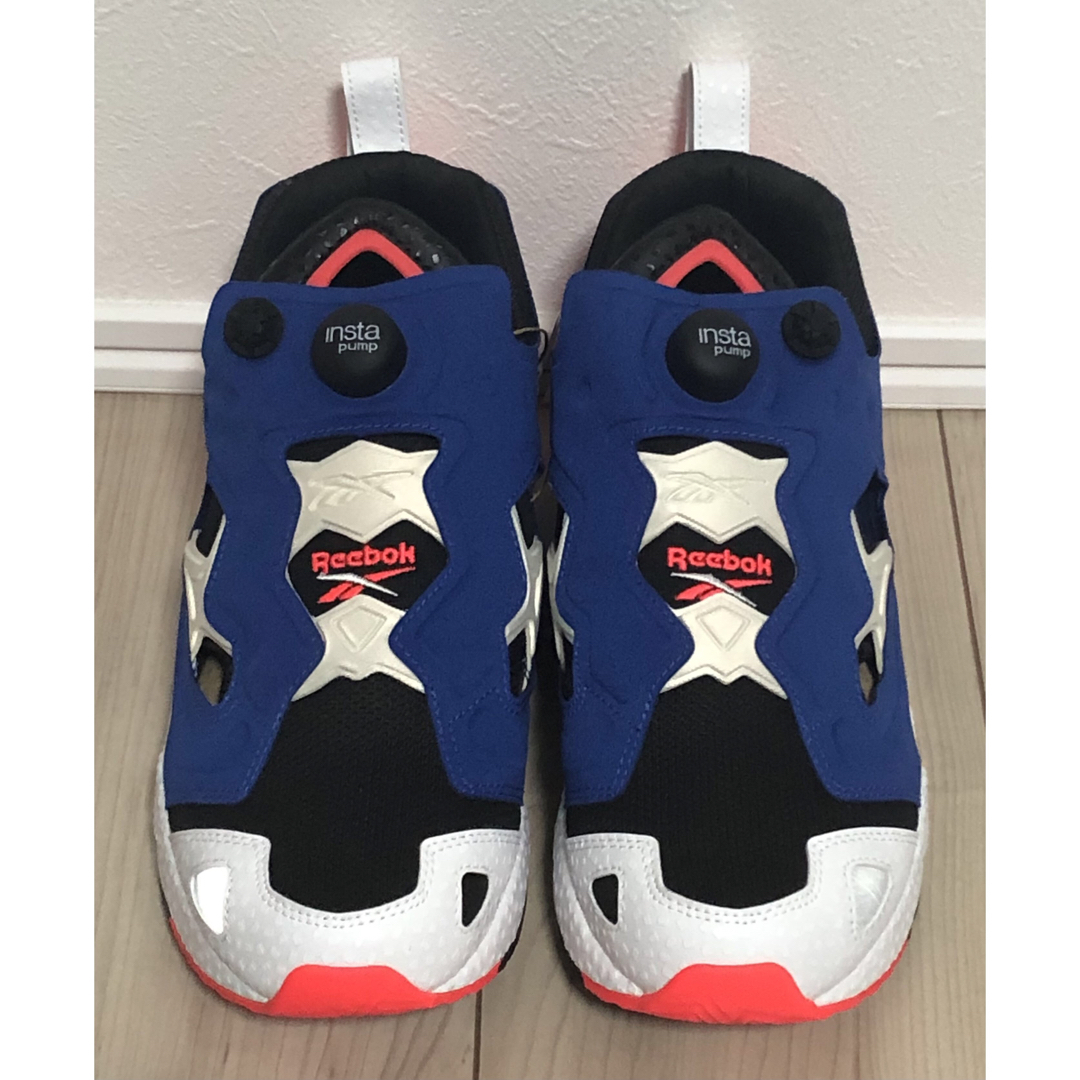 Reebok(リーボック)の27cm 新品 REEBOK INSTA PUMP FURY 95 トリコロール メンズの靴/シューズ(スニーカー)の商品写真