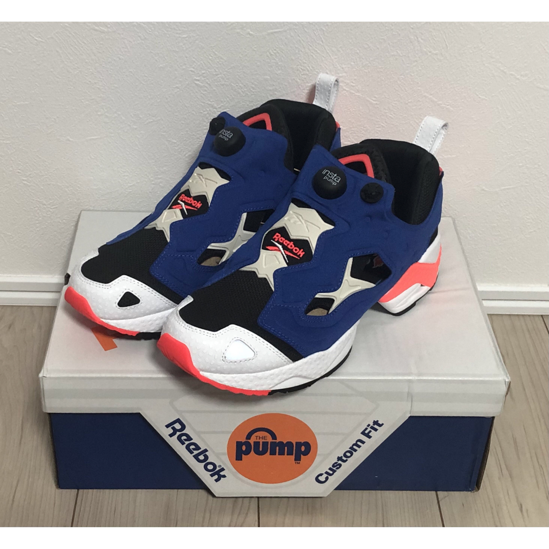 Reebok(リーボック)の27cm 新品 REEBOK INSTA PUMP FURY 95 トリコロール メンズの靴/シューズ(スニーカー)の商品写真