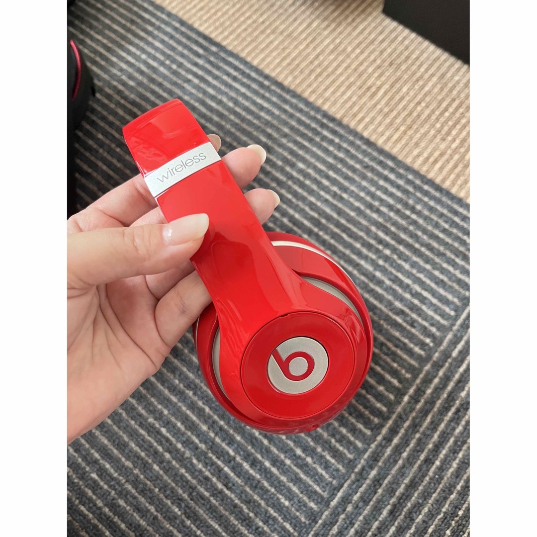 beats studio wireless RED