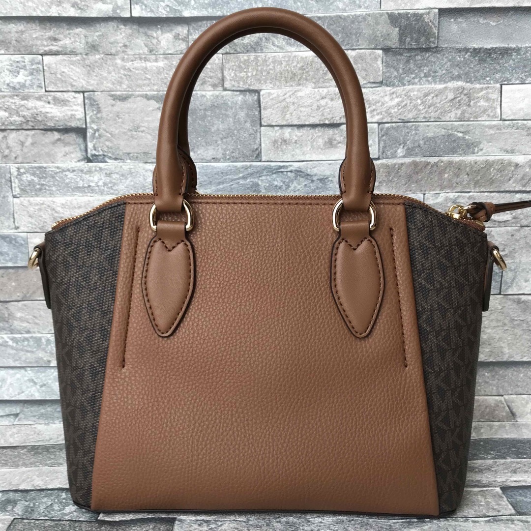 Michael Kors - 【新品】2WAYシグネチャー バッグ《MICHAEL KORS
