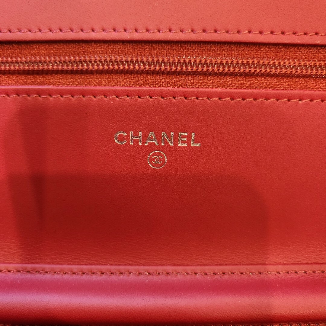 CHANEL(シャネル)のシャネル ボーイシャネル チェーンウォレット 財布 レッド キャビアスキン メンズのファッション小物(長財布)の商品写真