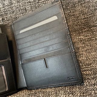 ☆新品未使用 TUMI トゥミ パスポートケース 保証書付☆